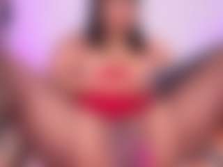 Live cam show with louisenails - Mature on Dolls Live