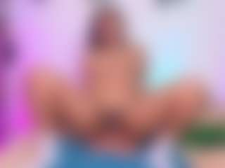 Live cam show with louisenails - Anal MILF on Dare Cams