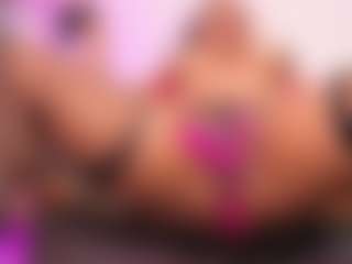 Live cam show with louisenails - Asshole Mature on CamwithHer