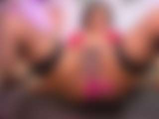 Live cam show with louisenails - Mature MILF on Camsoda