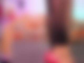 louisenails's Live Sex Cam Show