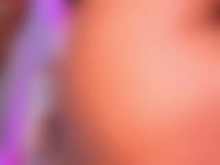 louisenails's Live Sex Cam Show