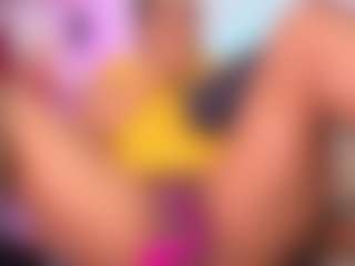 Live cam show with louisenails - Mature on CamClone