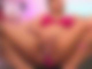 louisenails's Live Sex Cam Show