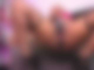louisenails's Live Sex Cam Show