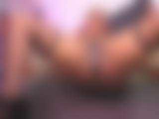 louisenails's Live Sex Cam Show