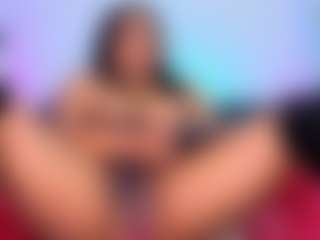 Live cam show with louisenails - Squirt on Camsoda