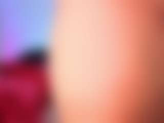 Live cam show with louisenails - Ebony HD on Camming Site