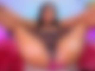 louisenails's Live Sex Cam Show