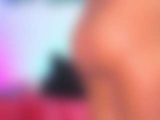 Live cam show with louisenails - Black Middle Aged on Camiplay Live