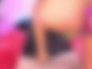 louisenails's Live Sex Cam Show