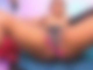 louisenails's Live Sex Cam Show