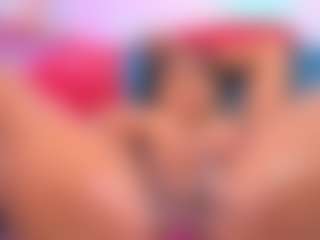 louisenails's Live Sex Cam Show