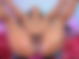 Live cam show with louisenails - Bedroom Ebony on Camsoda
