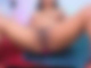 louisenails's Live Sex Cam Show