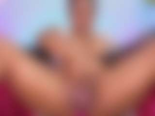 louisenails's Live Sex Cam Show