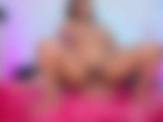louisenails's Live Sex Cam Show