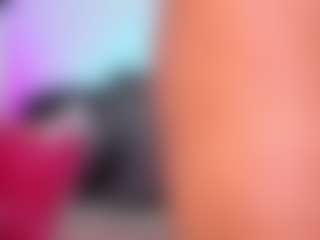 louisenails's Live Sex Cam Show
