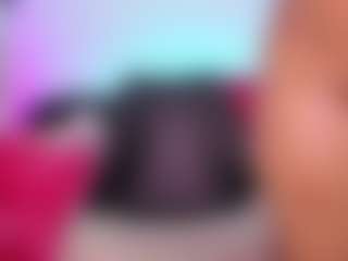 louisenails's Live Sex Cam Show