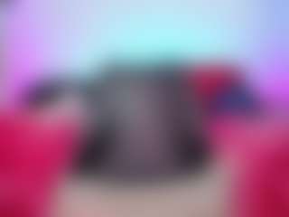 louisenails's Live Sex Cam Show