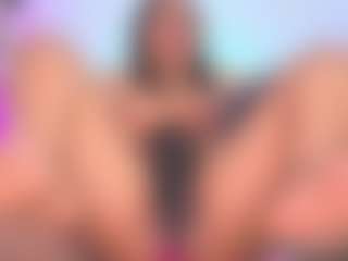 louisenails's Live Sex Cam Show