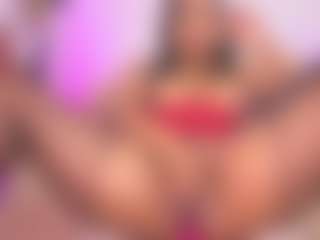 Live cam show with louisenails - Ebony MILF on fuck-show.com