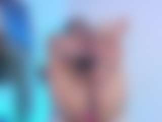 louisenails's Live Sex Cam Show