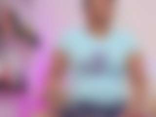 louisenails's Live Sex Cam Show