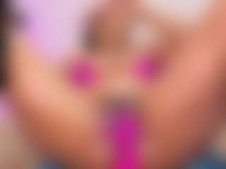 Live cam show with louisenails - Squirt Mature on StripNow