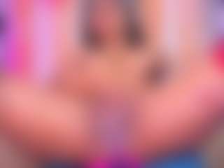 louisenails's Live Sex Cam Show