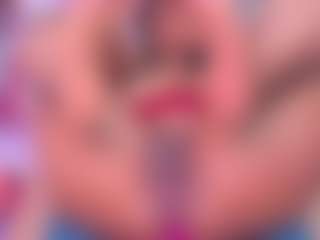 Live cam show with louisenails - Amateur MILF on Mixed Magazine Live