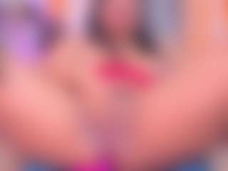 louisenails's Live Sex Cam Show