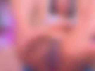 Live cam show with louisenails - Amateur on SinfulBabes