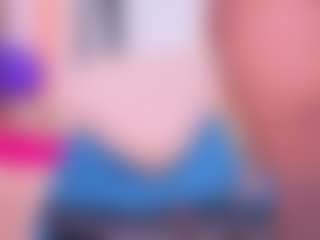 Live cam show with louisenails - Abs on Camsoda