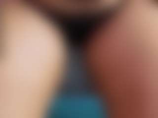 louisenails's Live Sex Cam Show
