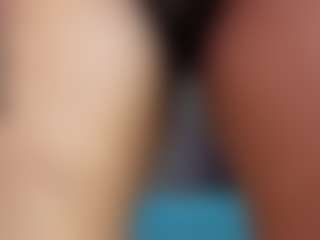 louisenails's Live Sex Cam Show