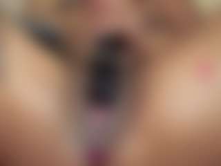 louisenails's Live Sex Cam Show