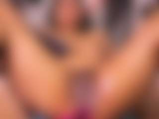 louisenails's Live Sex Cam Show