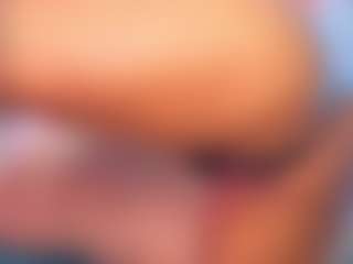 Live cam show with louisenails - Bedroom Mature on Strip Flash - Live Sex Shows