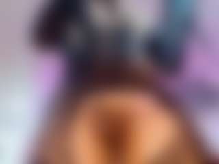 Live cam show with MISTRESS EDGGY - Implants on luckytryst.com
