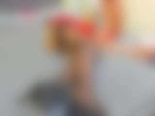 Live cam show with VeraWatts - Brown Hair on livesuperchat.net