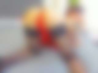 VeraWatts MILF webcam performer live streaming