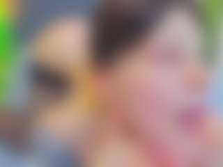 VeraWatts MILF webcam performer live streaming