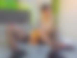 VeraWatts MILF webcam performer live streaming
