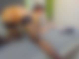VeraWatts MILF webcam performer live streaming