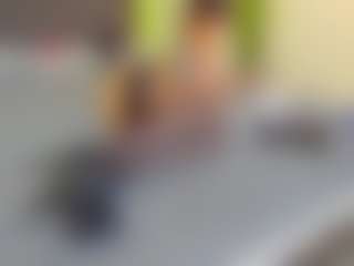 VeraWatts MILF webcam performer live streaming
