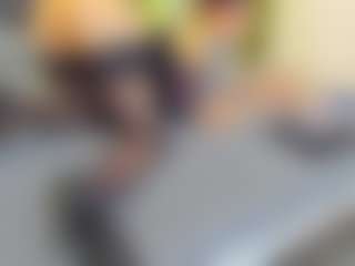 VeraWatts MILF webcam performer live streaming