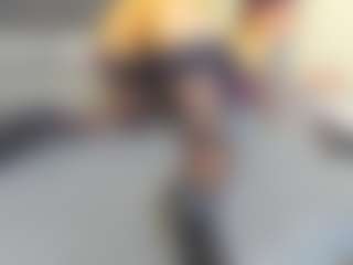 VeraWatts MILF webcam performer live streaming