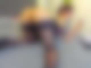 VeraWatts MILF webcam performer live streaming