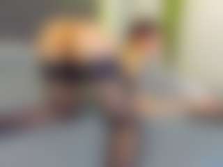 Live cam show with VeraWatts - Public Brown Hair on anonymated.com
